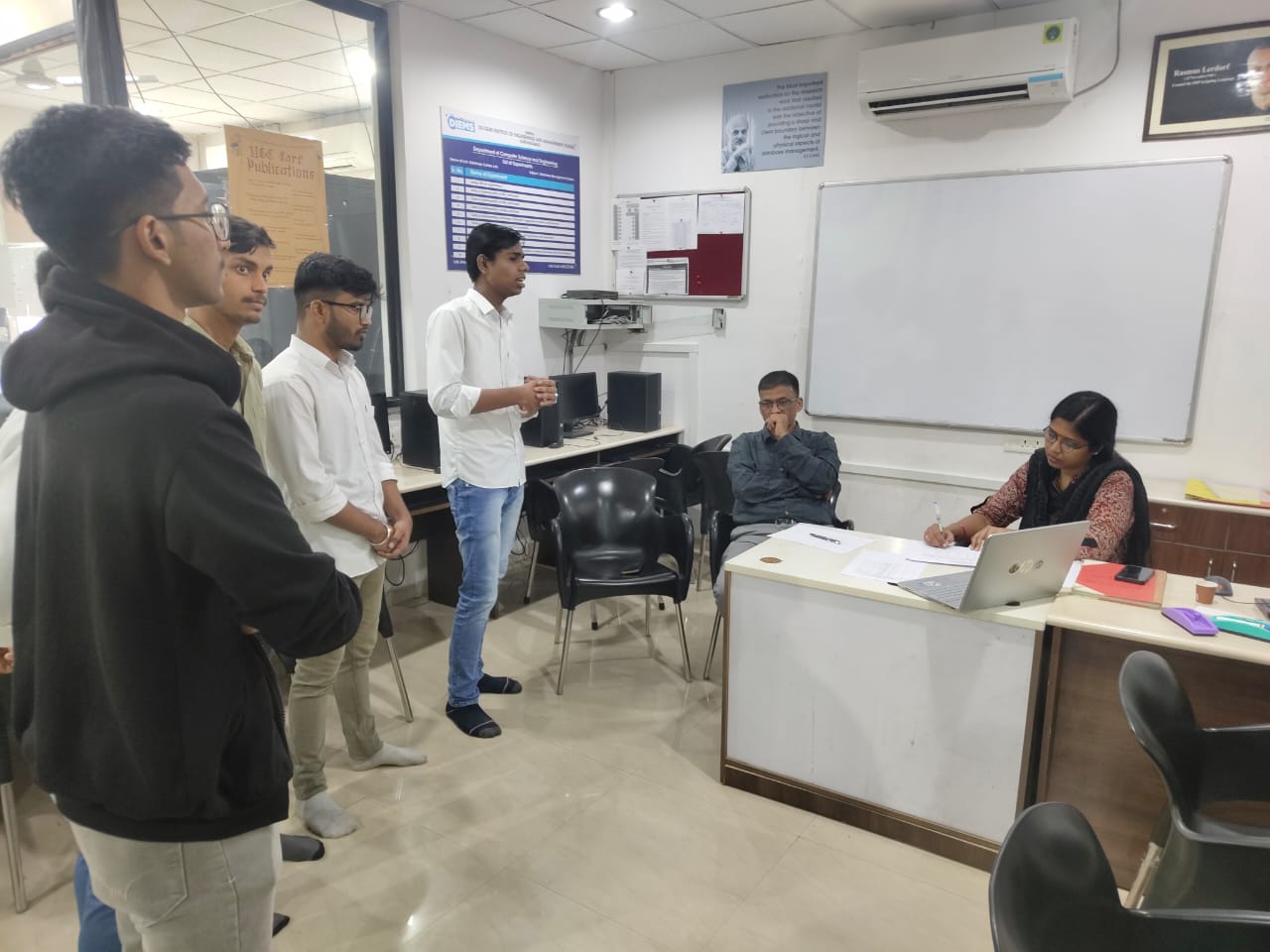 SIH team presenting their solution to judges